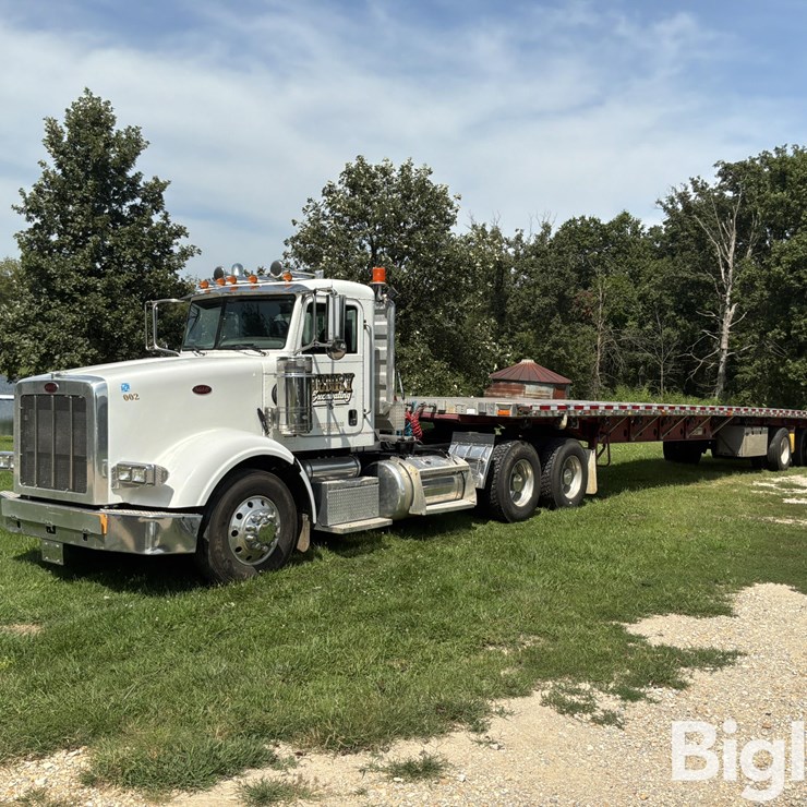 2013 PETERBILT 388