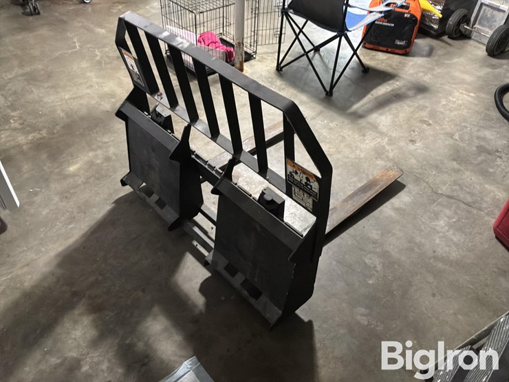 bobcat-pallet-fork-image-5