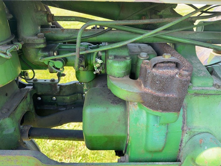 john-deere-70-image-22