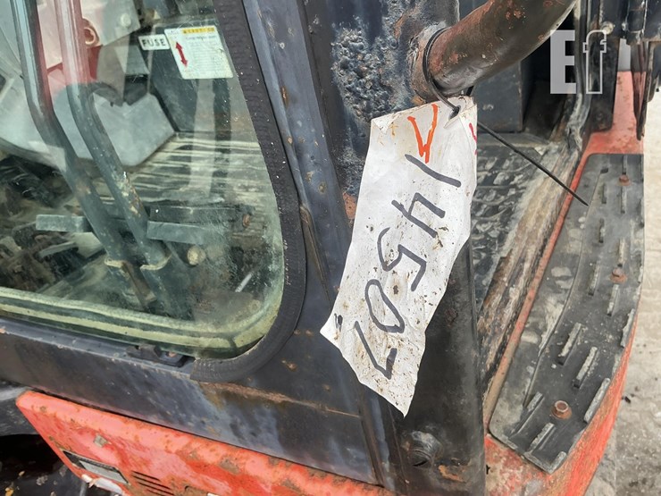 2014-kubota-kx040-4-image-22