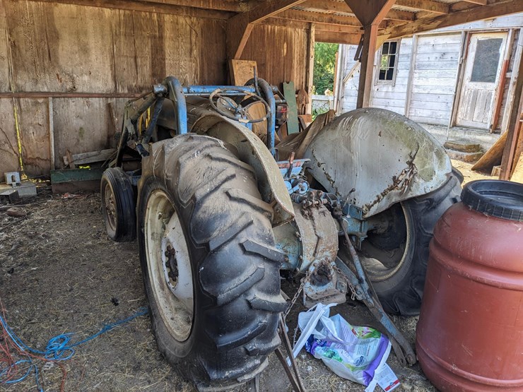 1940-ford-tractor-image-2
