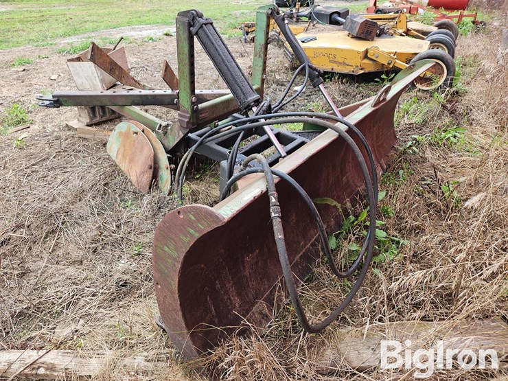 1980-john-deere-524-image-3