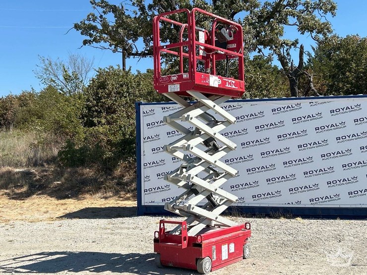 scissor-lift-image-1