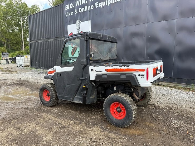 2022-bobcat-uv34-image-2