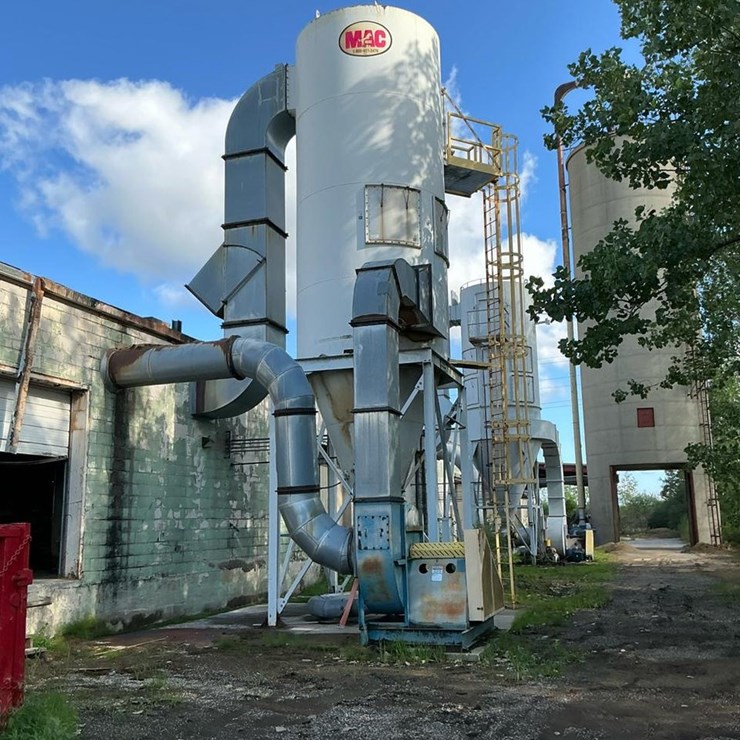 #200 • 1 of 2 Dust Collection System
