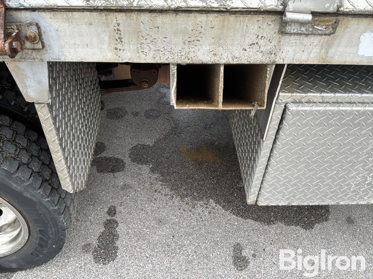 2019-ford-f450-xl-image-19