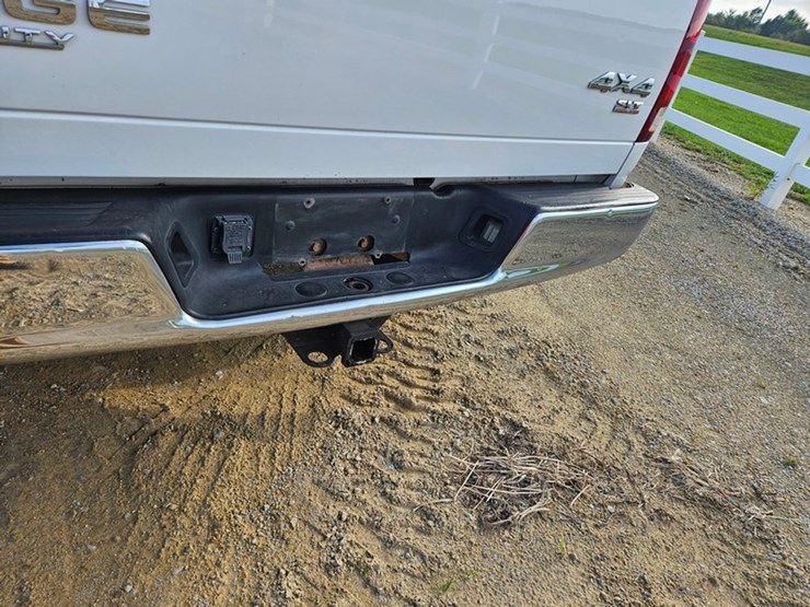 2004-dodge-ram-2500-image-19