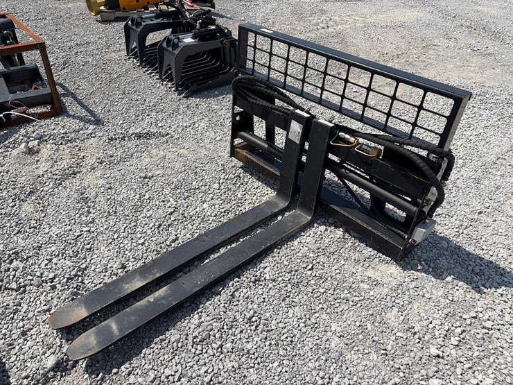 #46-•-agt-hyd-pallet-forks-image-1