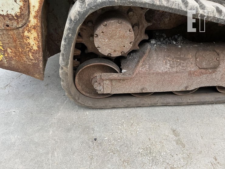 2019-takeuchi-tl6r-image-10