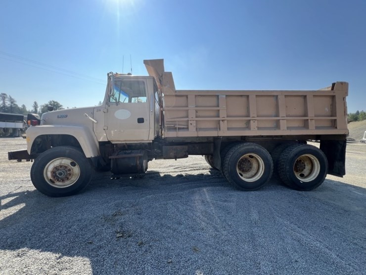 1991-ford-lt9000-image-5