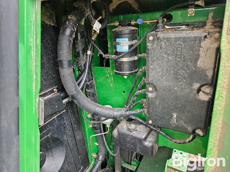 2007-john-deere-9660-sts-image-11