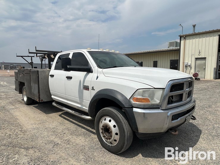 2011-dodge-ram-5500-image-3