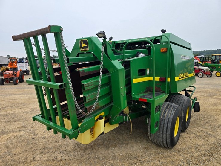 john-deere-100-image-7