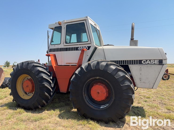 1980-case-4690-4wd-tractor-image-4
