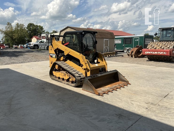 2015-caterpillar-259d-image-6