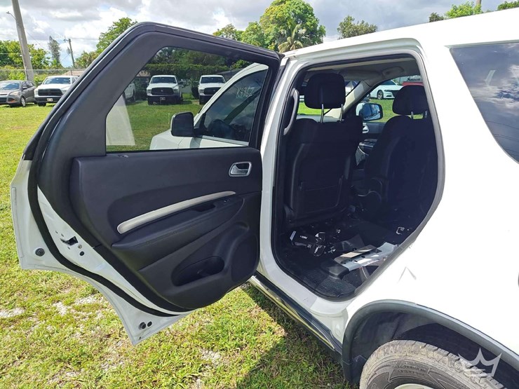 2019-dodge-durango-image-28