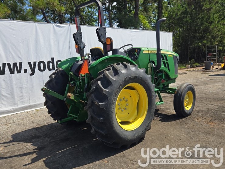 2016-john-deere-5055e-image-5