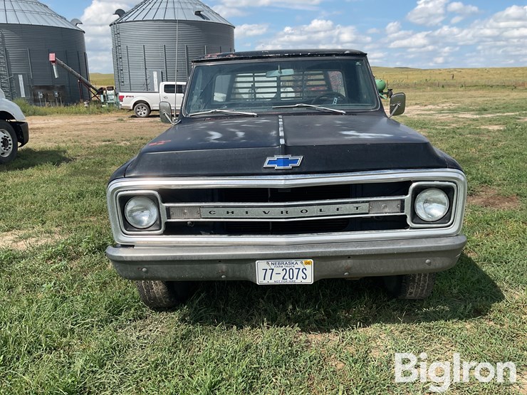 1969-chevrolet-c20-image-2