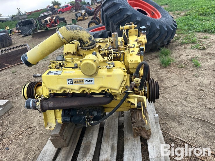 caterpillar-3208-image-2