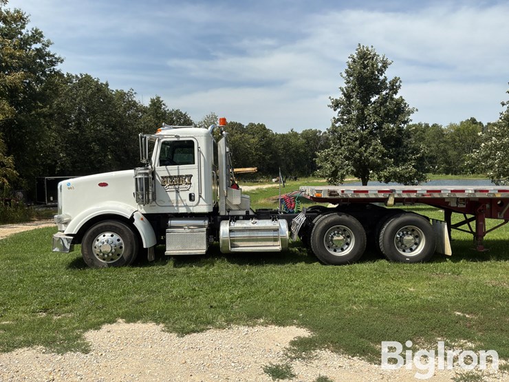 2013-peterbilt-388-image-8