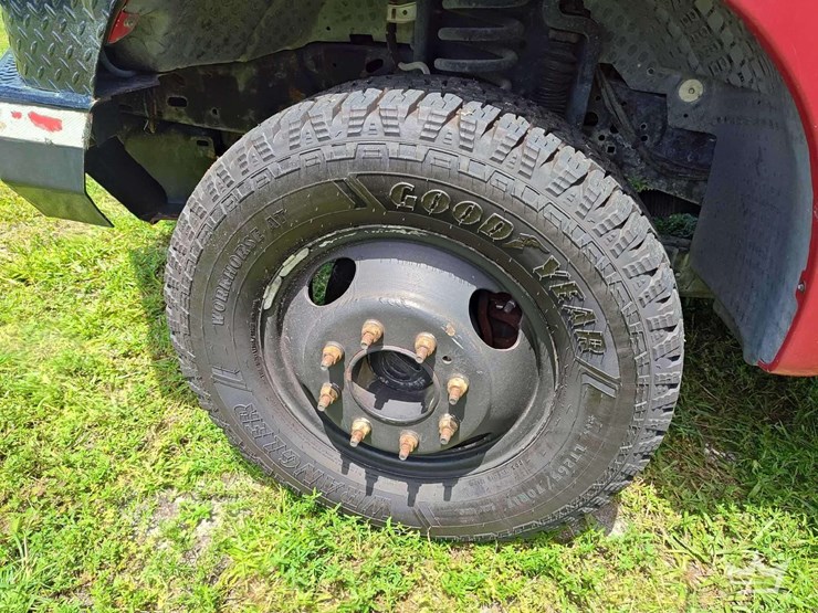 2005-ford-f350-image-50