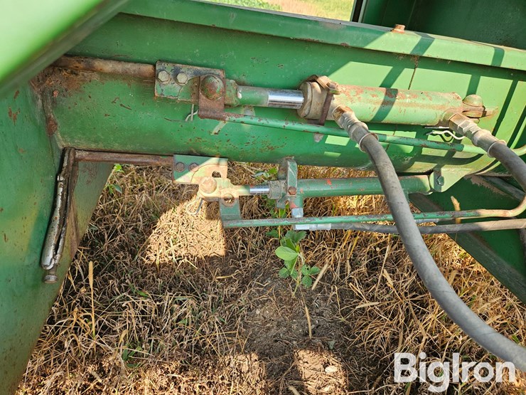 john-deere-400-image-16