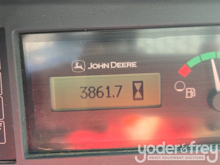 2019-deere-324g-image-33