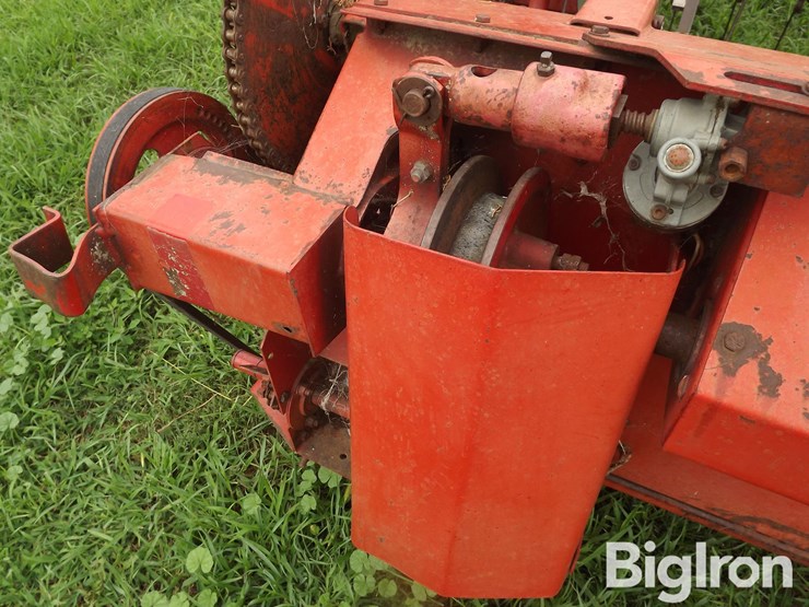massey-ferguson-1859-image-15
