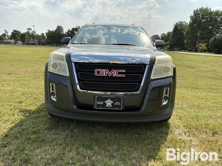 2011-gmc-terrain-image-2