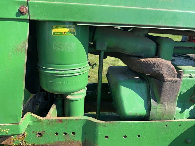 john-deere-70-image-9
