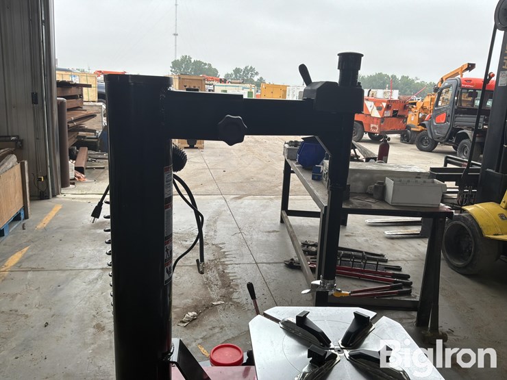 2025-massey-ferguson-730-image-20