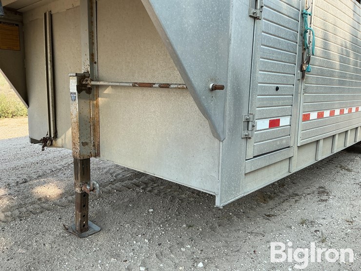 2002-kiefer-built-t/a-livestock-trailer-image-11