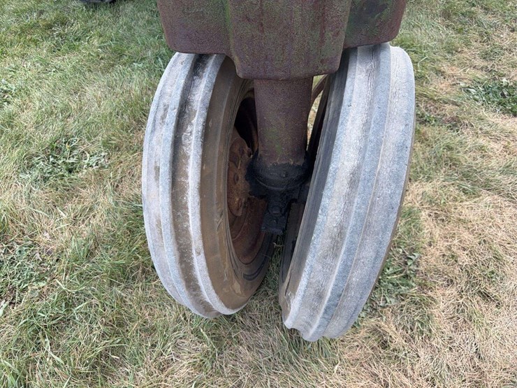 john-deere-a-image-12