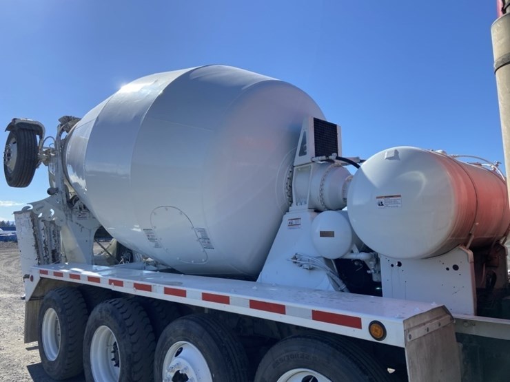 2004-kenworth-w900-image-28