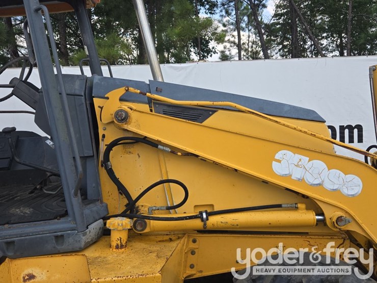 deere-310g-image-36