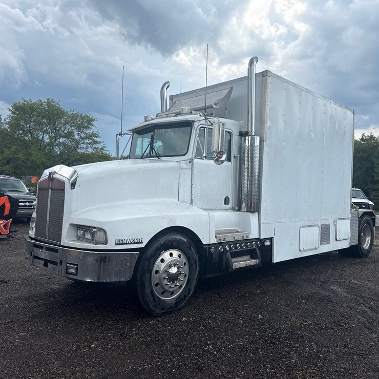 1989 KENWORTH T600