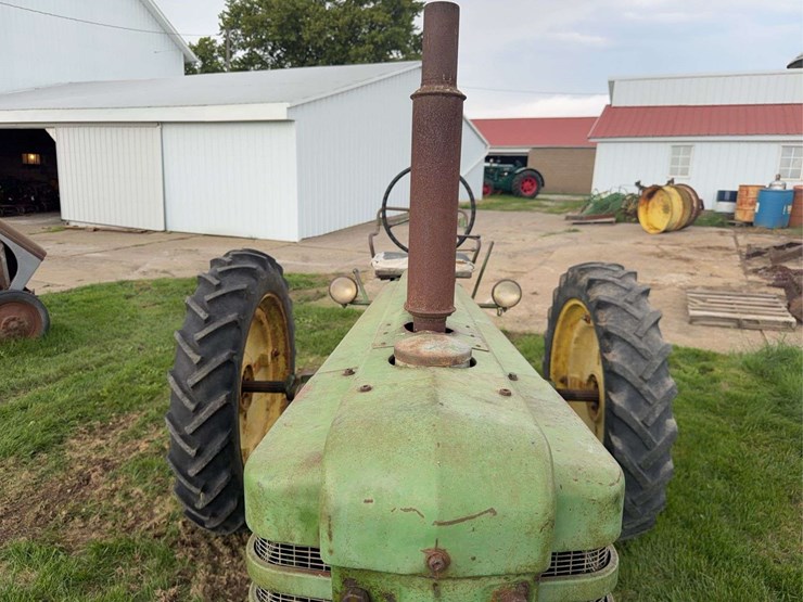 john-deere-b-image-11