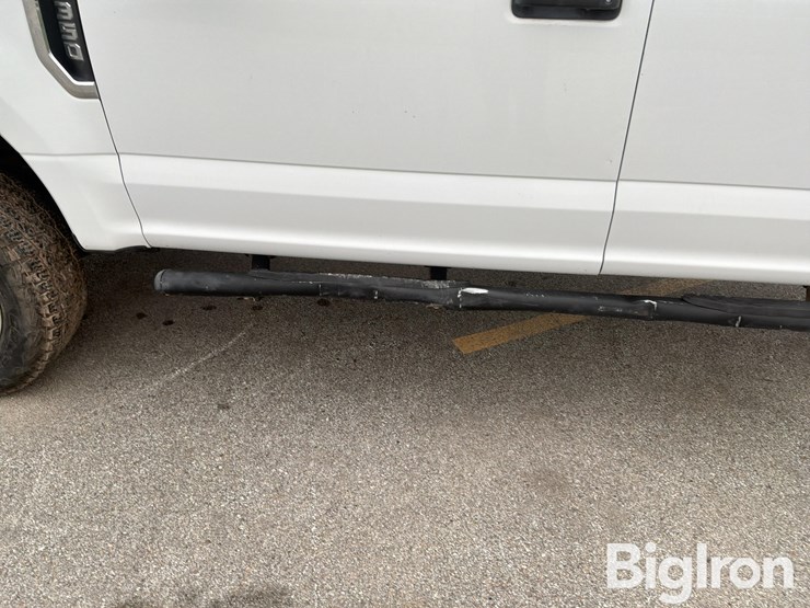 2019-ford-f350-xl-image-12