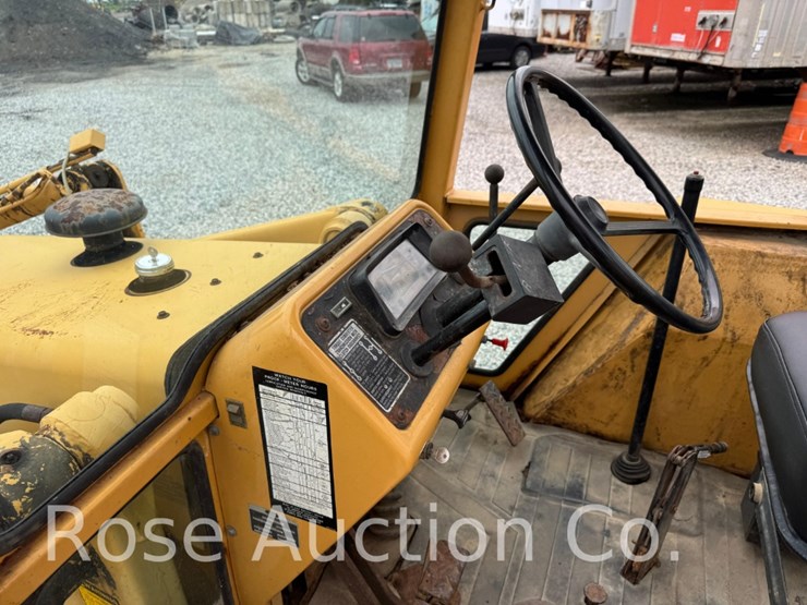 ford-f555b-backhoe-loader-enclosed-cab-(richmond,-va)-image-20