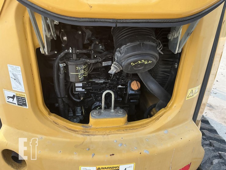 2019-deere-35g-image-17