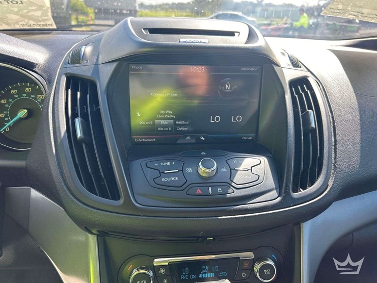2015-ford-escape-image-19