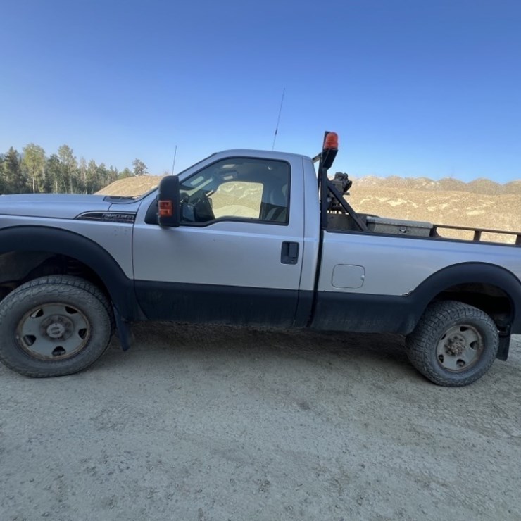 2011 FORD F250 SD