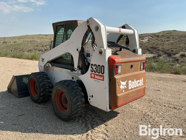 2007-bobcat-s300-image-7