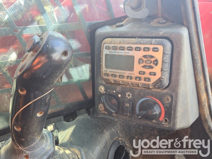 2018-takeuchi-tl12r2-image-24