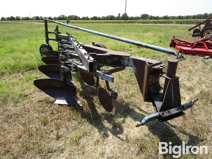ford-142-image-3