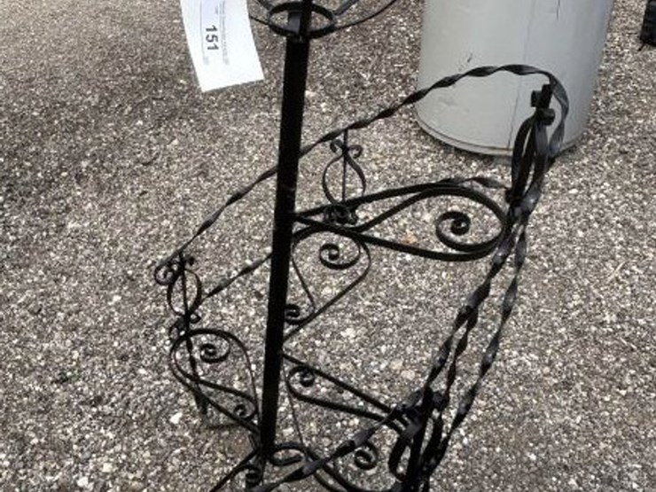 #151-•-metal-art---flower-pot-stand-w/-(1)-pot-holder-image-2