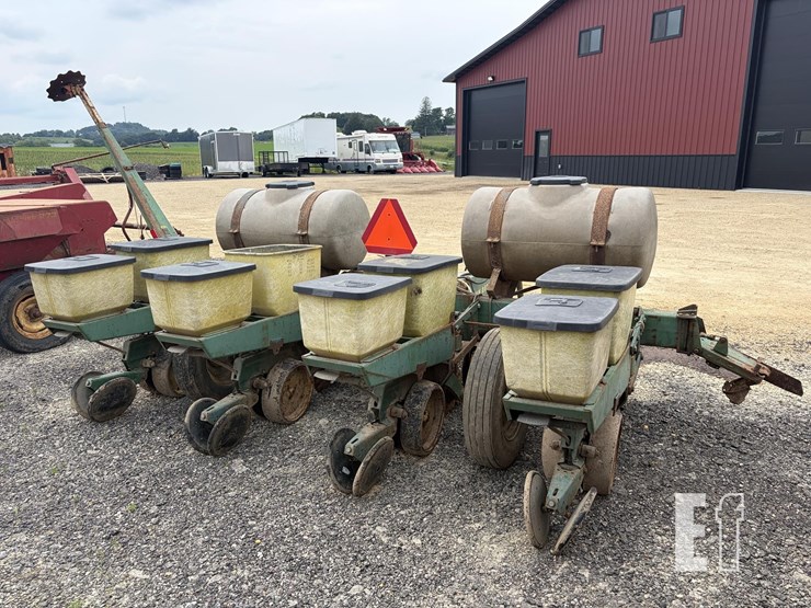 john-deere-7000-image-3