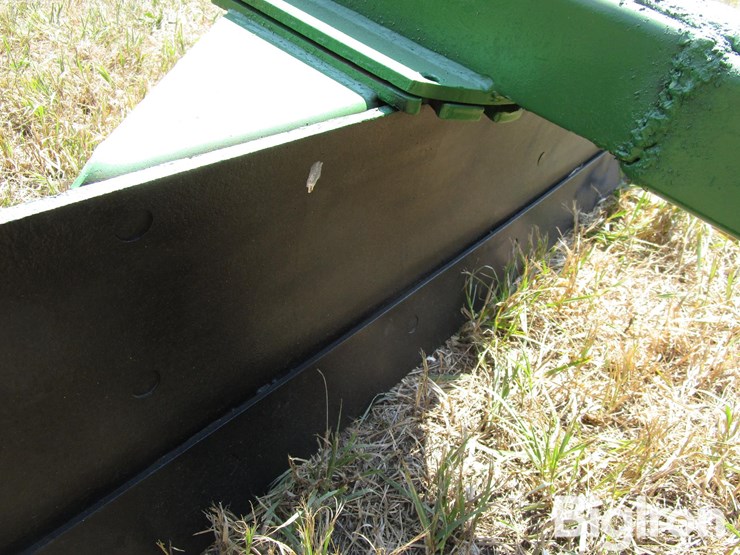john-deere-8-image-13