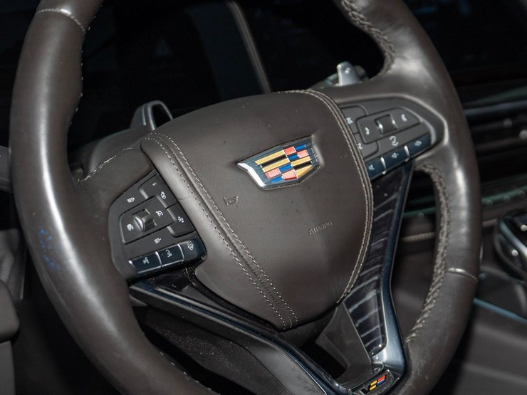 2024-cadillac-escalade-esv-image-47