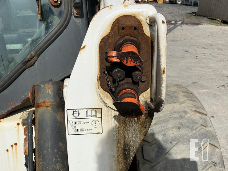 2018-bobcat-s650-image-10